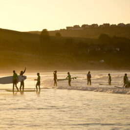 Surfcamps: ideale ontmoetingsplek voor levensgenieters
